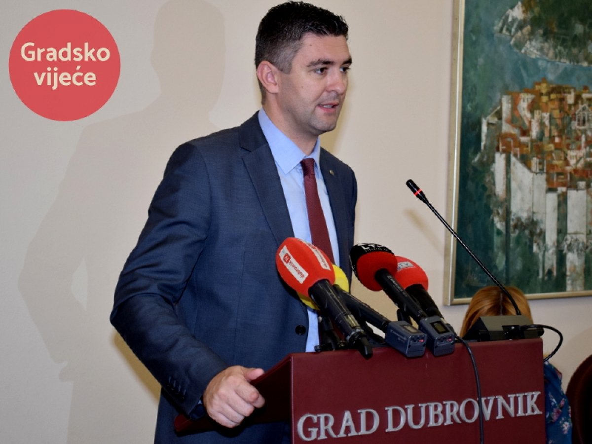 Franković ljut zbog radova: Gospoda Šutalo i Kralj čekat će 100 godina na neke projekte, garantiram to dok sam živ!