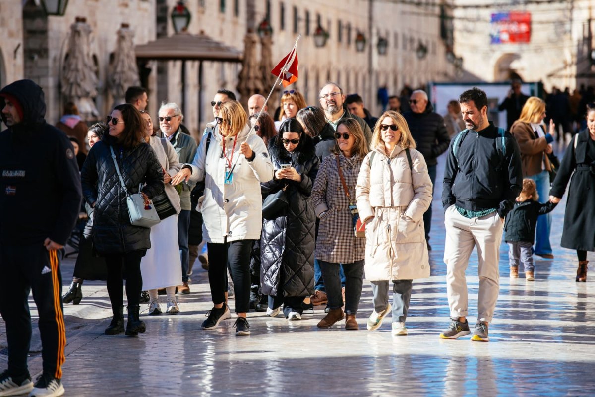 DUBROVNIK GODINU ZAKLJUČIO S DEVET POSTO VIŠE TURISTA