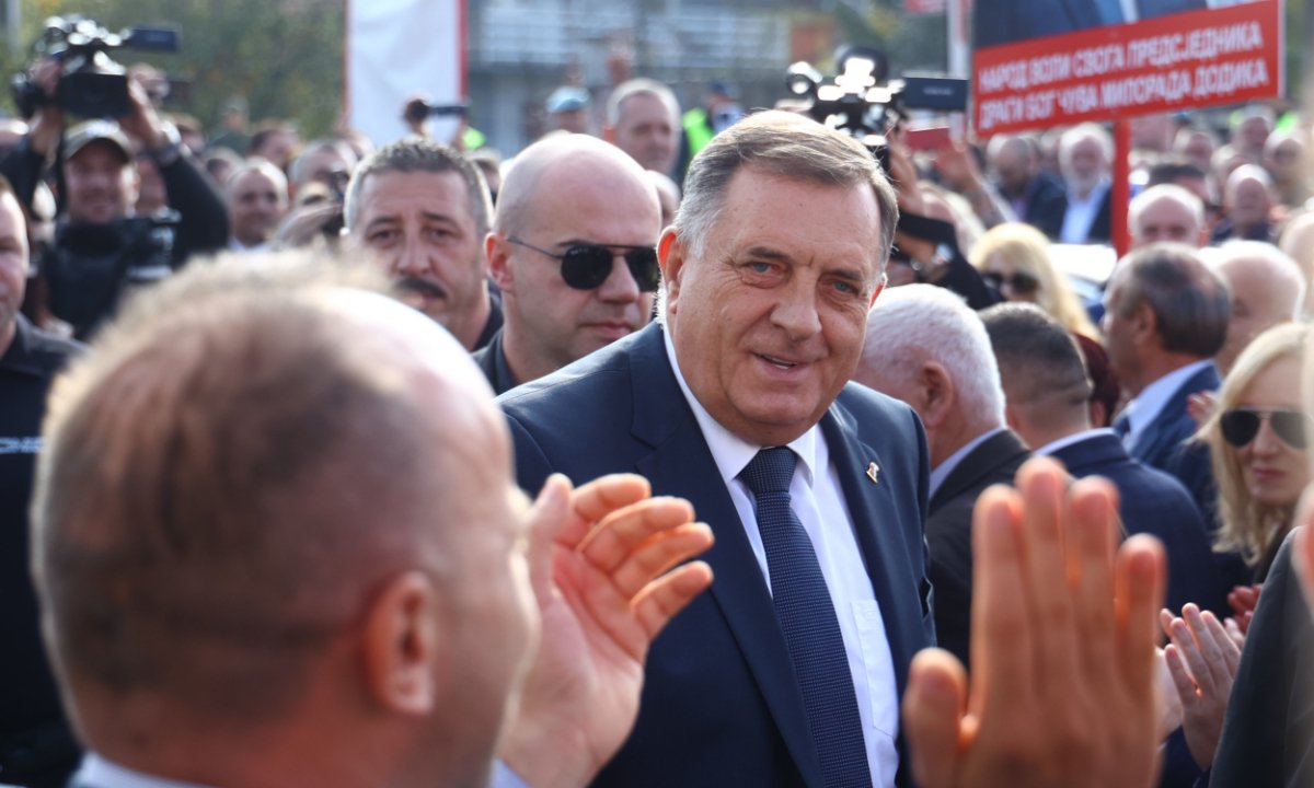 DODIK PORUČIO DA NE ODUSTAJE OD AERODROMA TREBINJE TE DA SE HRVATSKA NE SMIJE PROTIVITI