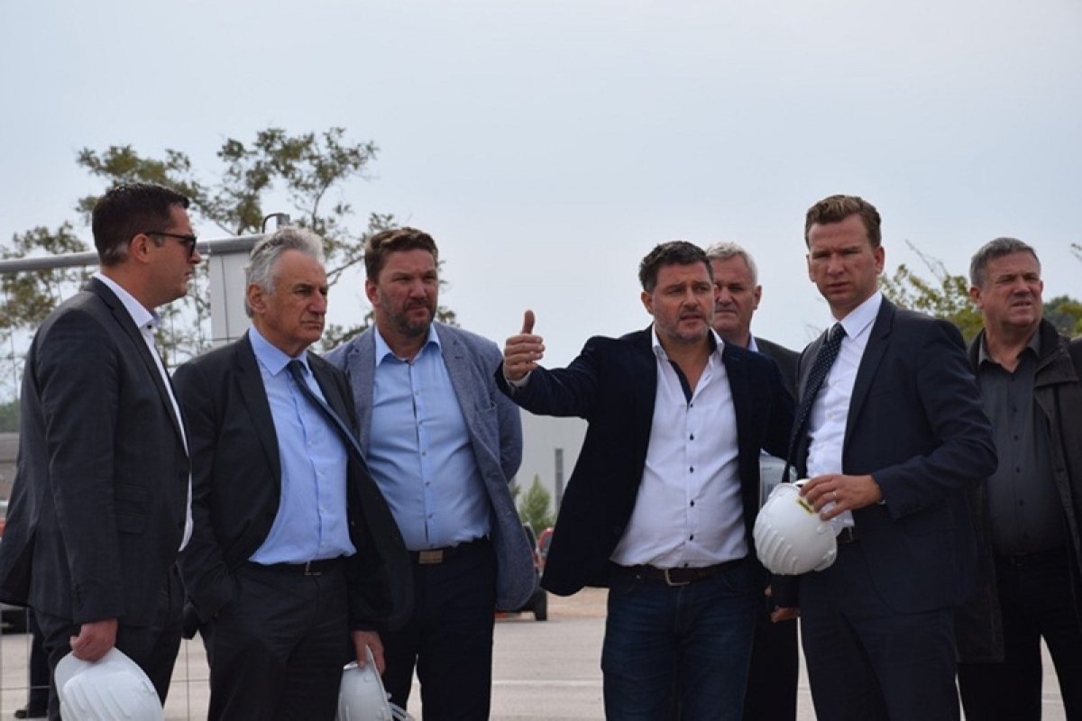 Potpisan ugovor o sufinanciranju izgradnje nove operativne obale uz trajektni pristan ”Dominče” na Korčuli