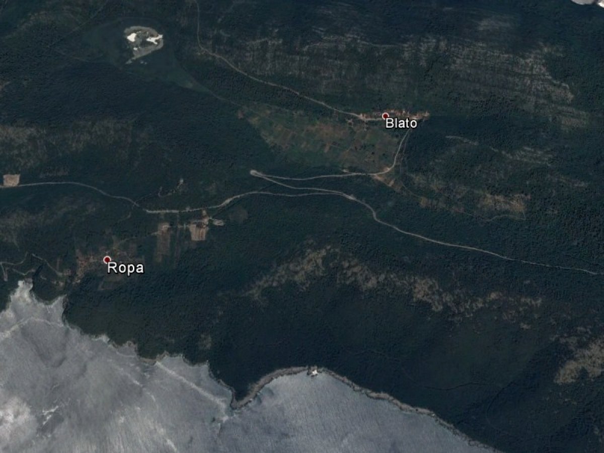 Požar na Mljetu krenuo prema uvali Sutmiholjska