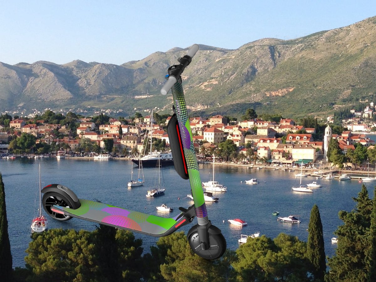 CAVTAT: MALOLJETNIK PAO VOZEĆI ELEKTRIČNI ROMOBIL, ZADRŽAN JE U BOLNICI