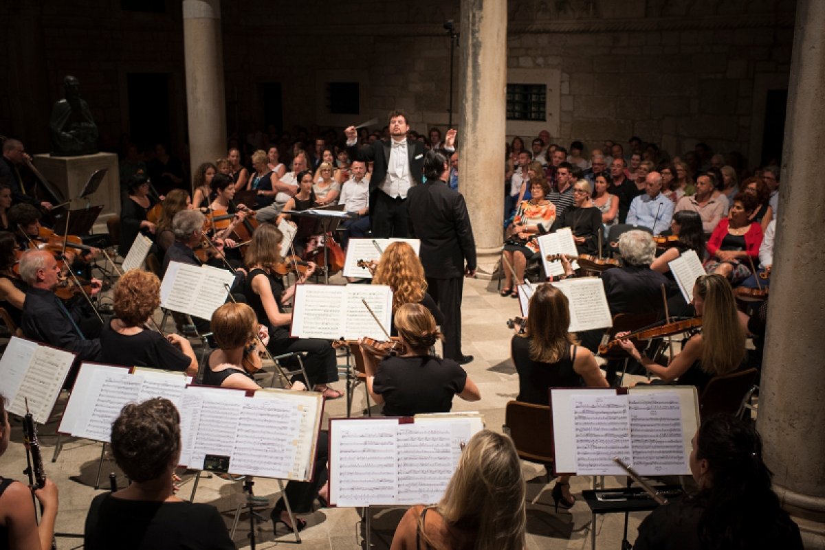 Koncertom „Mozart Gala“ počinje festival opernih arija „Tino Pattiera“