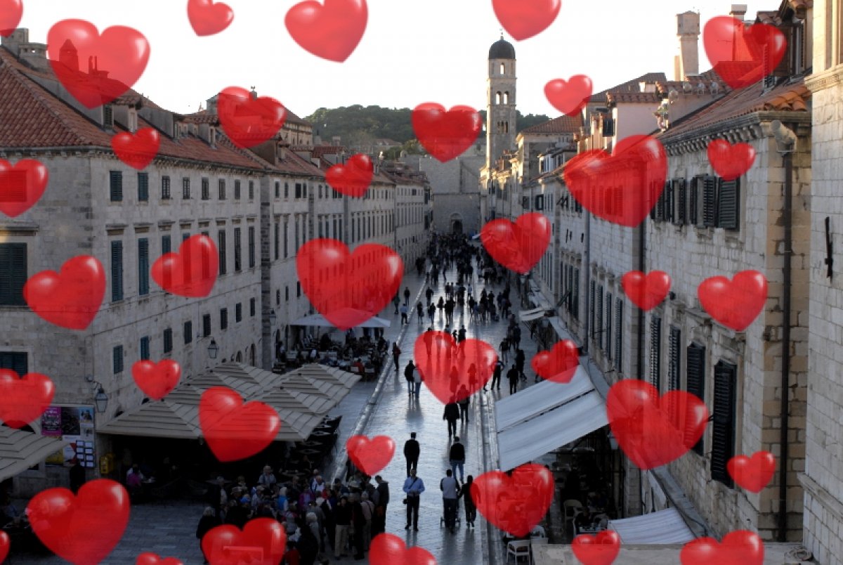 Teolog Šime Zupčić i psiholog Josip Lopižić o konzumerističkoj proslavi Valentinova