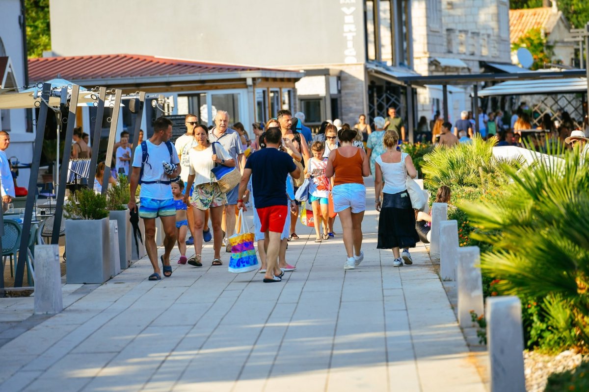 TURISTIČKI SRPANJ U ŽUPANIJI NA RAZINI PROŠLE GODINE