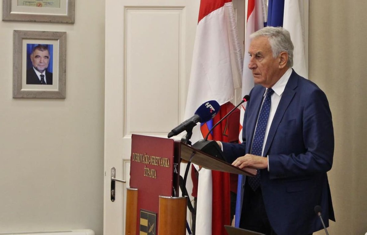 DOBROSLAVIĆ O CGO LUČINO RAZDOLJE: SPOR S BIVŠIM VLASNIKOM ZEMLJIŠTA KOČI PRETOVARNU STANICU OTPADA NA OSOJNIKU