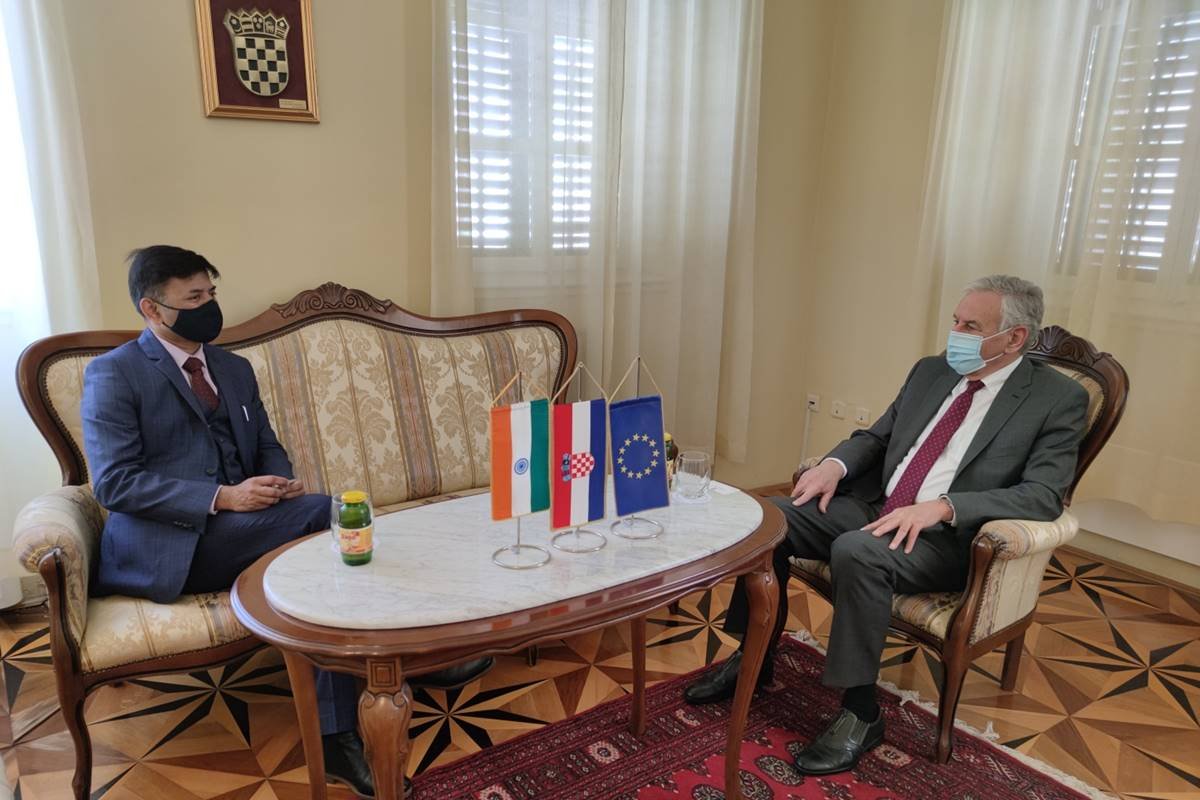 Župan u nastupni posjet primio veleposlanika Indije