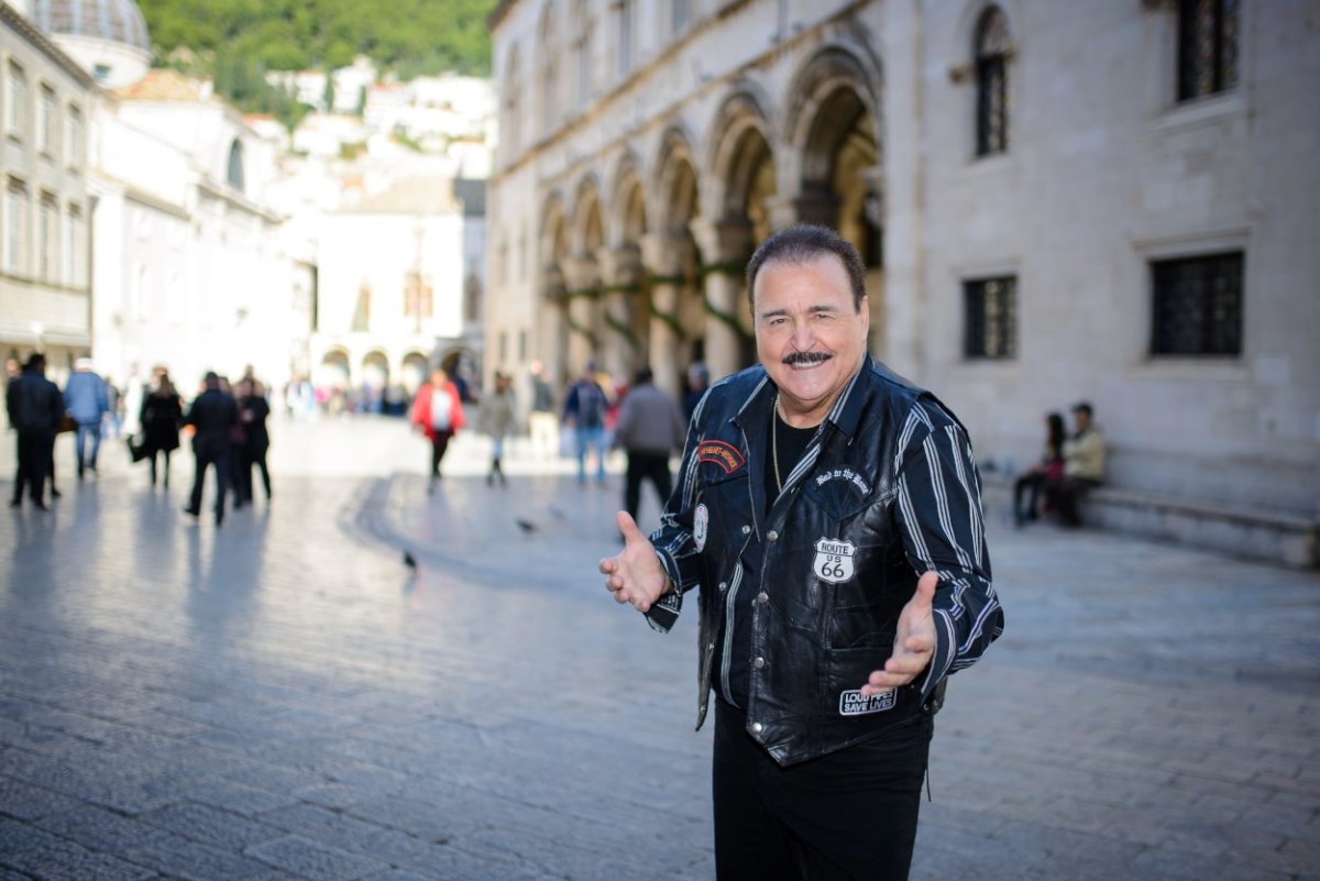 GRADONAČELNIK FRANKOVIĆ UPUTIO  SUĆUT OBITELJI HRNIĆ: BIO JE LEGENDA ESTRADE, ALI ZA NAS JE UVIJEK BIO NAŠ DRAGI MILO