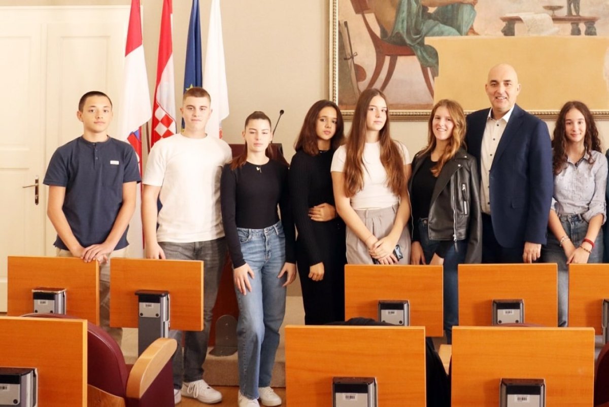 DJEČJE GRADSKO VIJEĆE