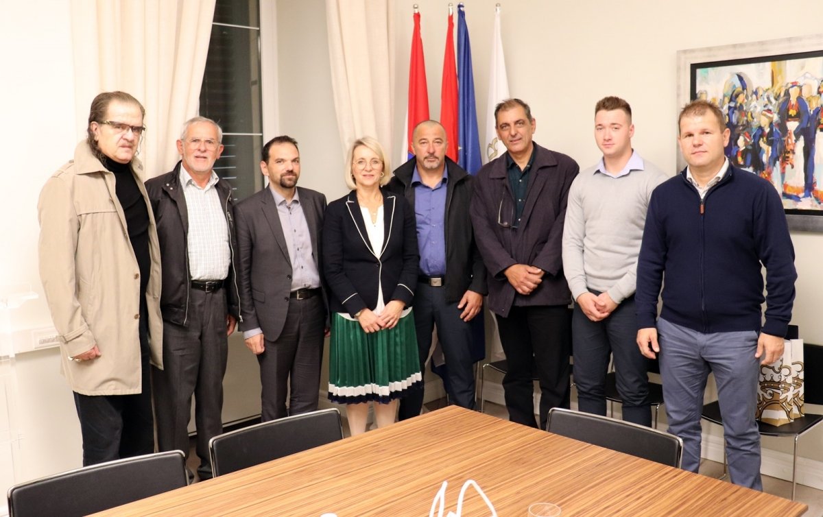 Zamjenica Tepšić primila prvake Hrvatske u streljaštvu