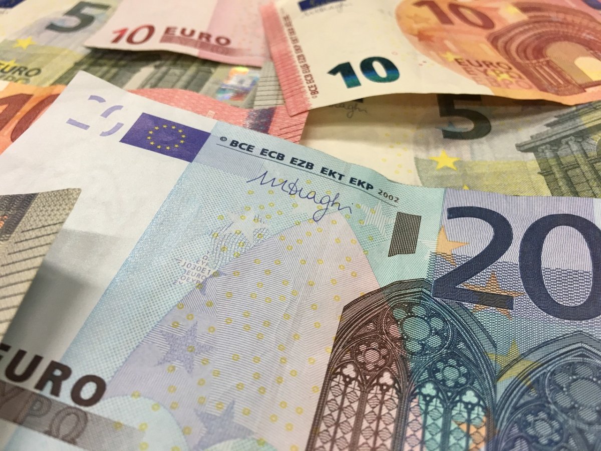ŽUPANIJA ISPLAĆUJE DODATAK ZA UMIROVLJENIKE