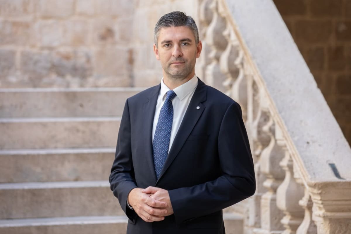 GRADONAČELNIK FRANKOVIĆ ČESTITAO BOŽIĆ PRAVOSLAVNIM VJERNICIMA: VRIJEDNOSTI KOJE DONOSI BOŽIĆ MOGU NAS POVEZATI