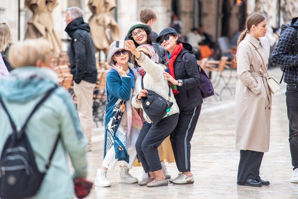 DUBROVNIK SE U PRVA ČETIRI MJESECA VEĆ PRIBLIŽIO BROJU OD POLA MILIJUNA NOĆENJA