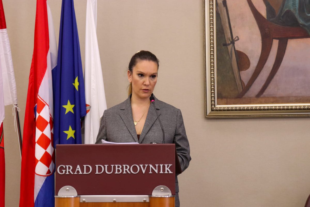 PROVJERILI SMO: OBITELJ A.B. OBRADOVIĆ NEMA UKNJIŽENO VLASNIŠTVO STANA KOJEG IZNAJMLJUJU TURISTIMA, A ČIJI SU SUVLASNIK DUBROVAČKI MUZEJI