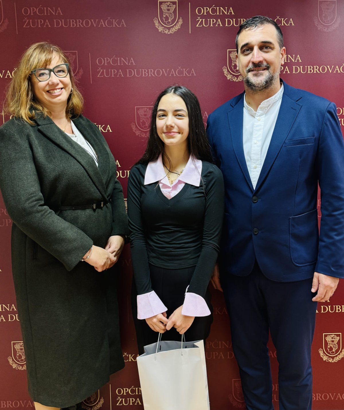 NAČELNIK MILOSLAVIĆ PRIMIO PREDSJEDNICU VIJEĆA UČENIKA OŠ ŽUPA DUBROVAČKA