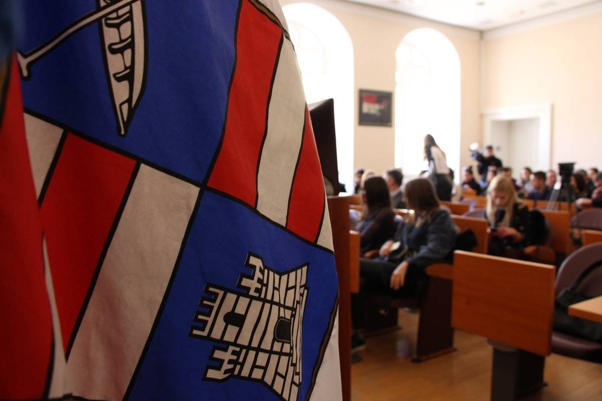 Županija uplatila domovima za starije 1,1 milijun kuna, isplaćene i stipendije