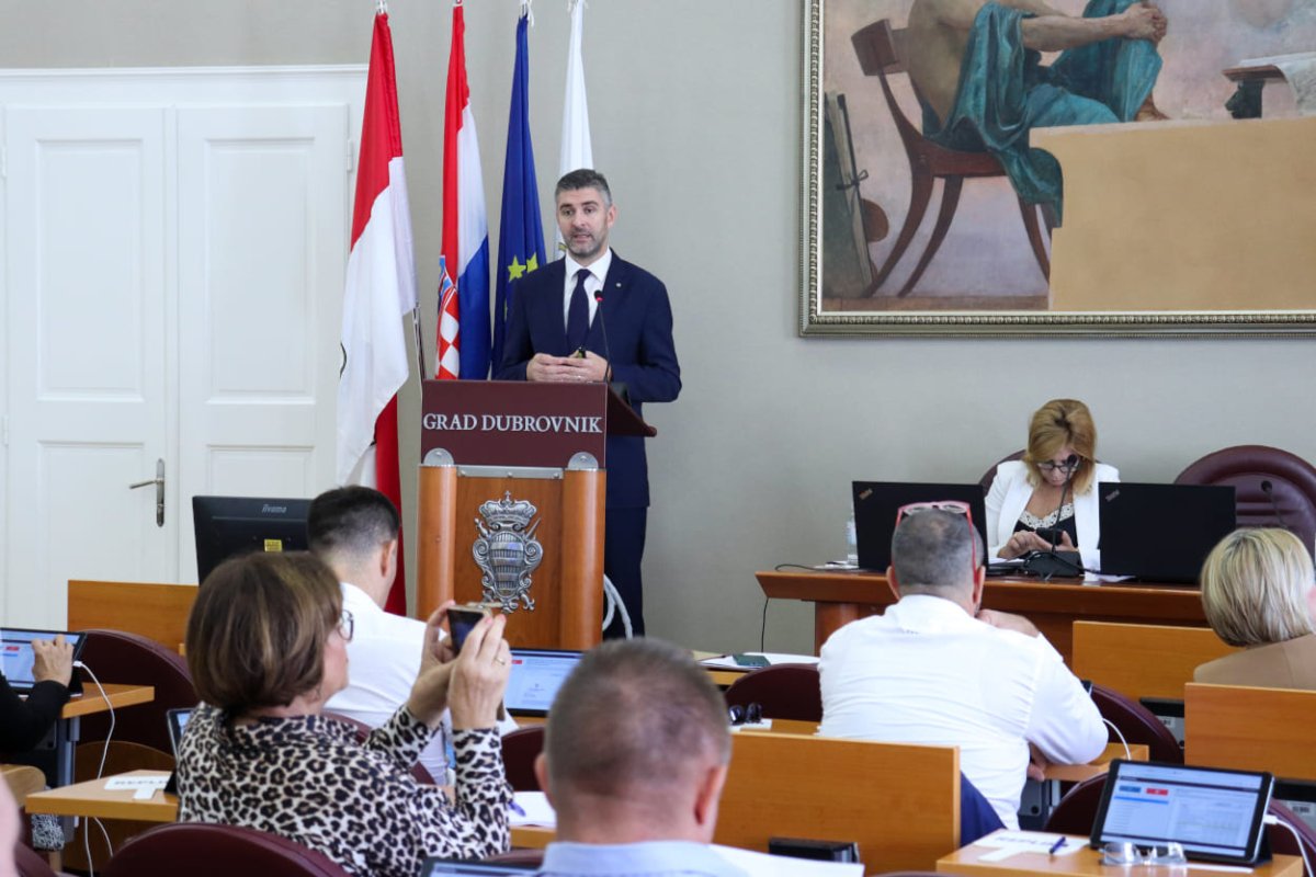 GRADONAČELNIK FRANKOVIĆ PREGOVORA O OTVARANJU STUDIJA ZA PREDŠKOLSKI ODGOJ