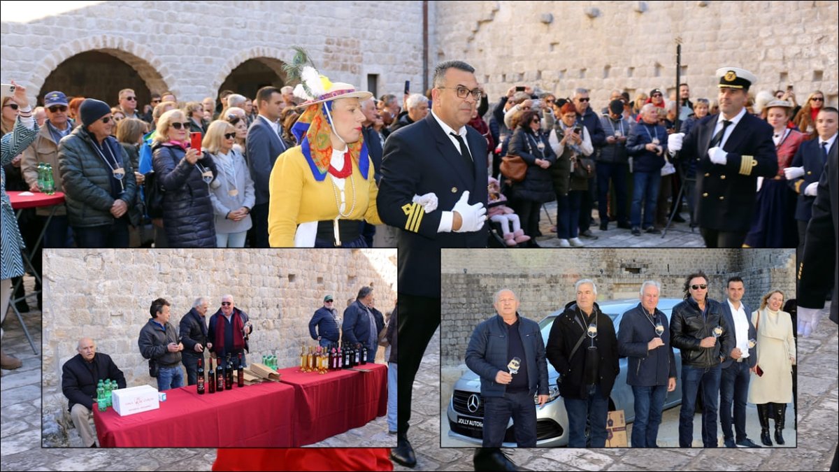 Foto / 17. DANI OTVORENIH VRATA PELJEŠKIH PODRUMA