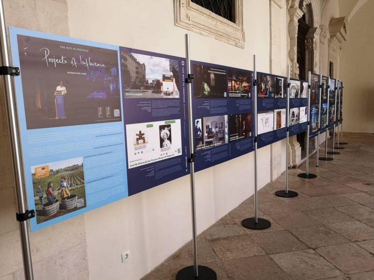 Izložba plakata "Najbolji u Baštini" postavljena u Dvoru
