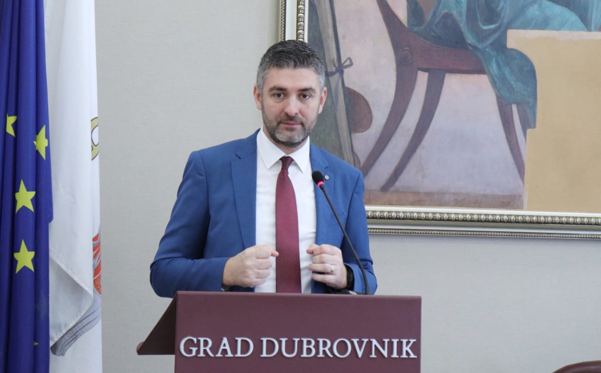FRANKOVIĆ: ŠTO ZNAČI KRATICA SDP? SRĐEVCI DRŽE POKLOPAC, ALI KRIVOM LONCU