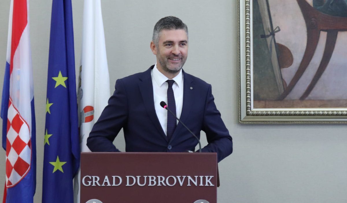 FRANKOVIĆ: VODOSPREMA U ZATONU NE POSTOJI JER SE NA NJENU IZGRADNJU ŽALIO I DIO ONIH KOJI SU DANAS PROSVJEDOVALI