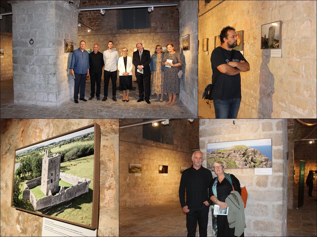 FOTO / Otvorena izložba fotografija „Slavimo arheološku baštinu Irske”