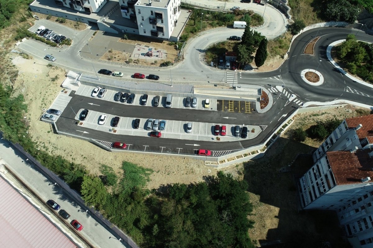 Završeno parkiralište s kružnim tokom u Mokošici kapaciteta 72 mjesta