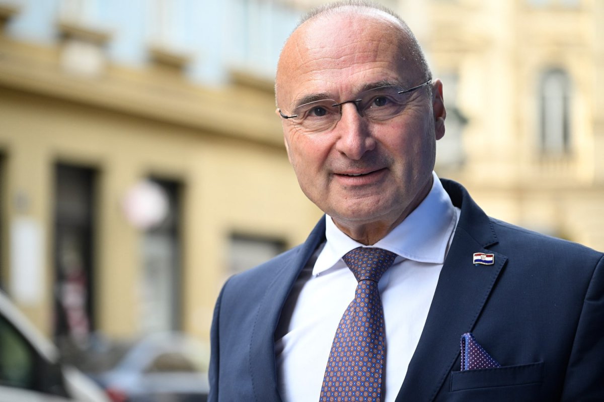 GRLIĆ RADMAN KAŽE KAKO JE SPORAZUM O ODŠTETI ZA LOGORAŠE IZ MORINJA PRIORITET