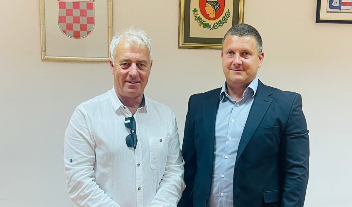 OPĆINE ŽUPA DUBROVAČKA I KONAVLE SUFINANCIRALE NABAVU NOVOG VOZILA HITNE POMOĆI
