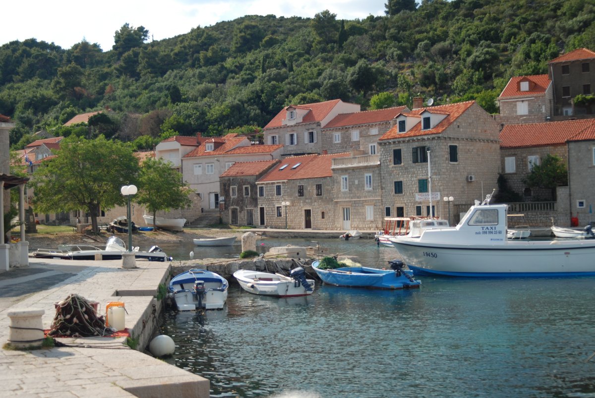 Uručeni ugovori za razvoj otoka; za igralište u Suđurđu 76 tisuća eura