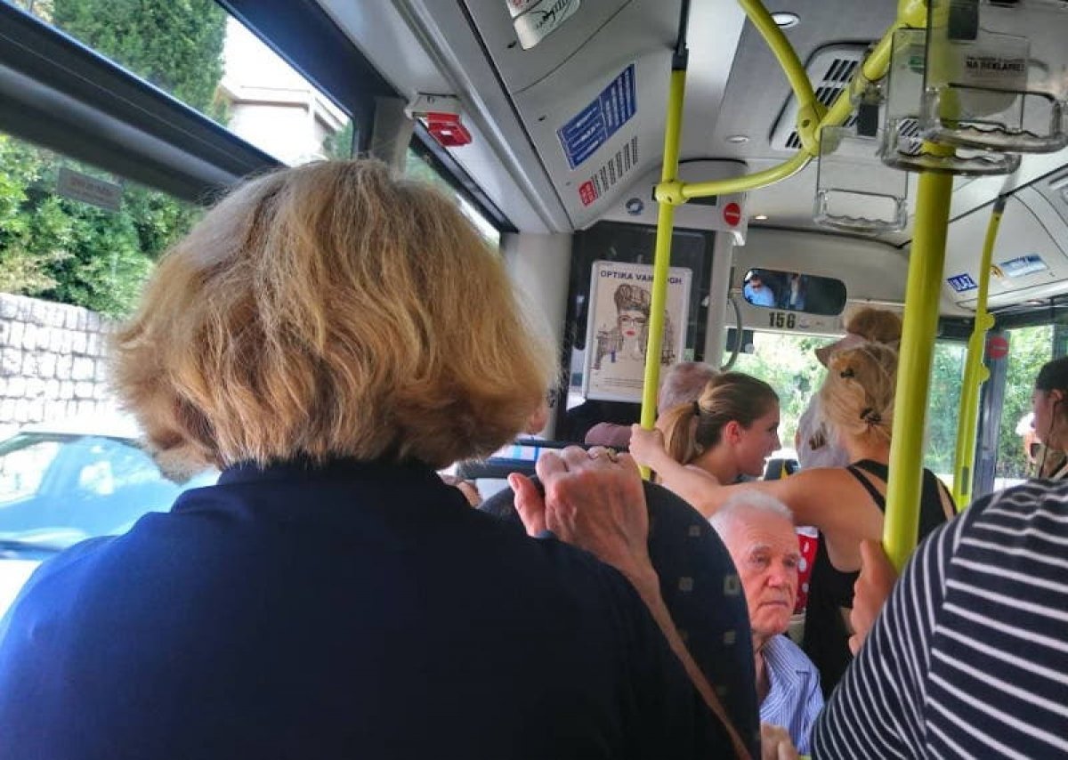 Putnici Libertasu zadnja rupa na svirali, važniji uređaj za naplatu karata