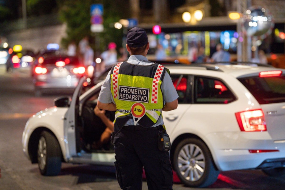 FRANKOVIĆ SE NADA DO LJETA UVESTI NOVA PRAVILA U REGULACIJI TAKSI PROMETA