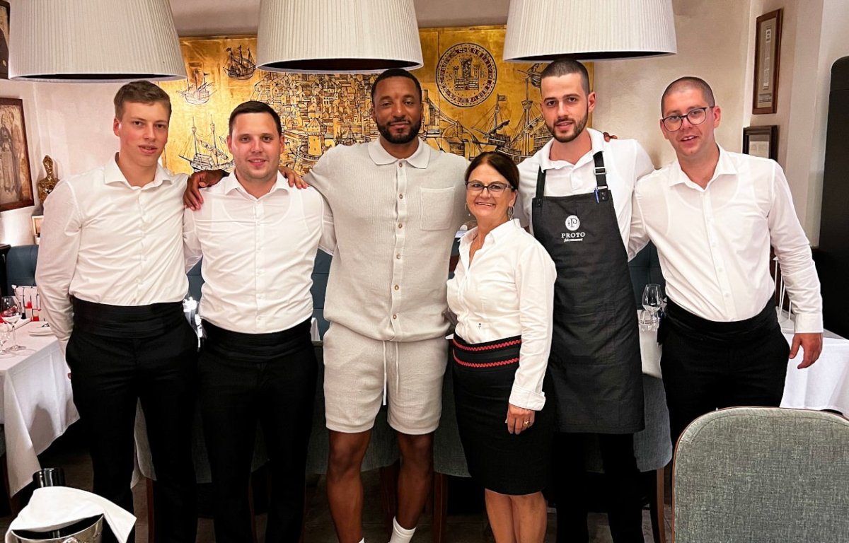 NORMAN POWELL PRIDRUŽIO SE BROJNIM ZVIJEZDAMA KOJE NISU ZAOBIŠLE „PROTA”