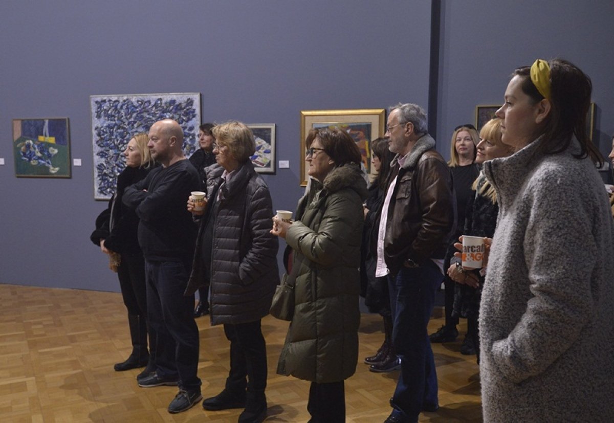 Brojni posjetitelji Subotnje kave u Galeriji uz Gusićeva „Dva pogleda unatrag“