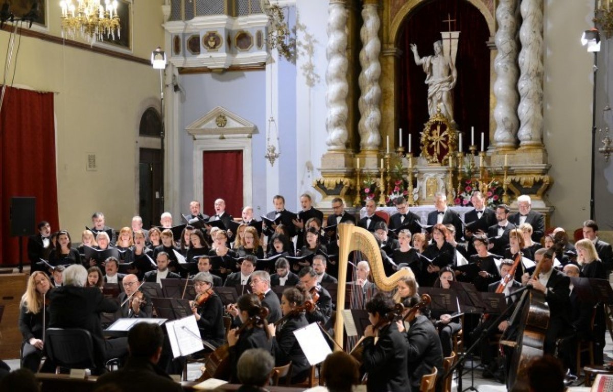 DSO i Komorni zbor u povodu Feste sv. Vlaha i Dana Grada u Katedrali