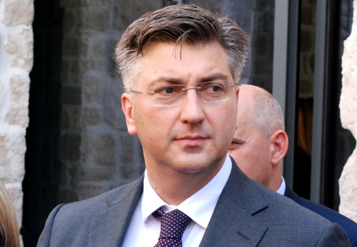 Plenković: Poručujem prijateljima u DNŽ da projekt Pelješkog mosta ide dalje