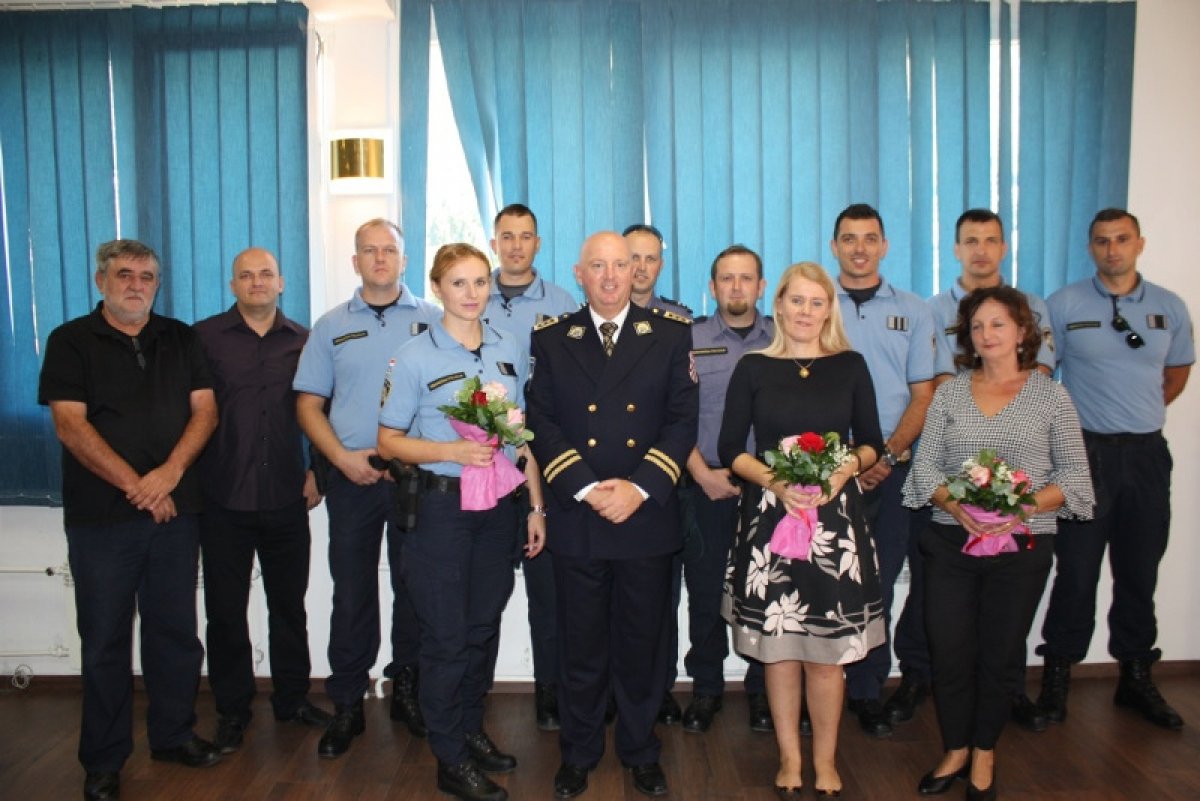 Načelnik PU DNŽ Ivan Pavličević pohvalio 14 policijskih službenika