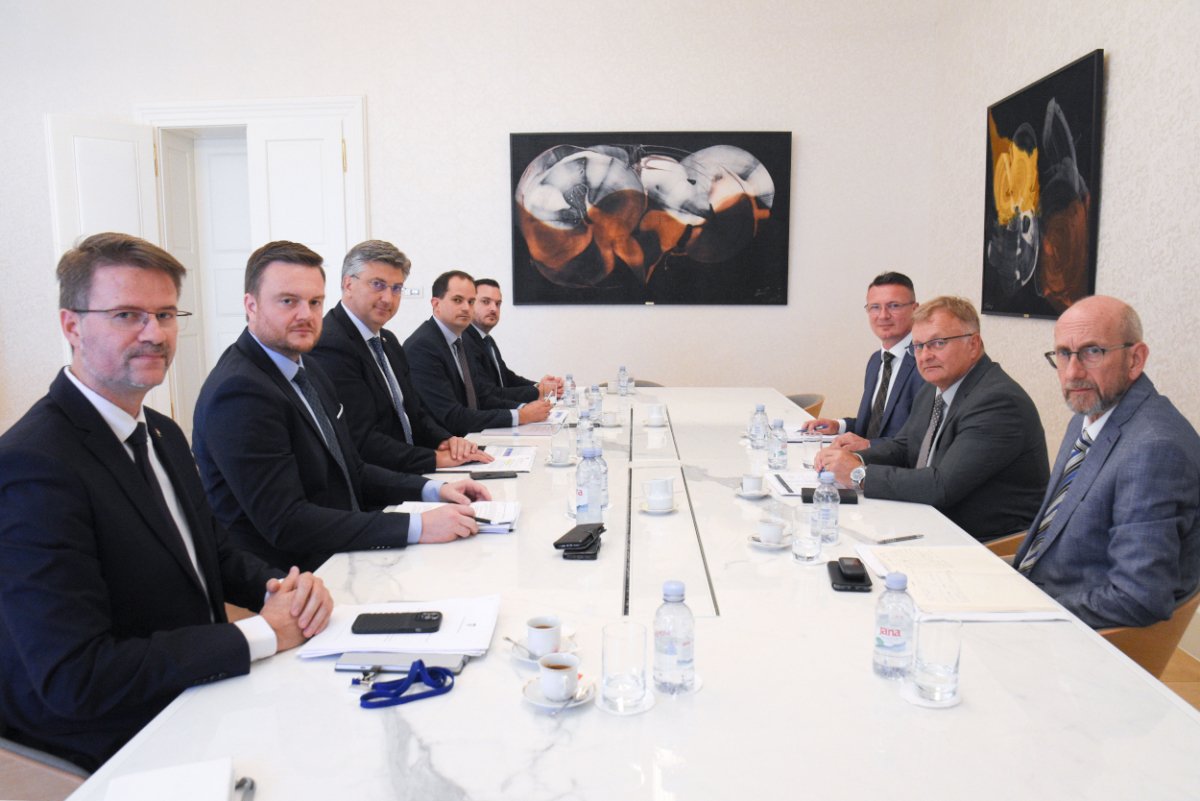 Južni: Vlada je spremna dodatno financijski poduprijeti općine koje pristupe spajanju