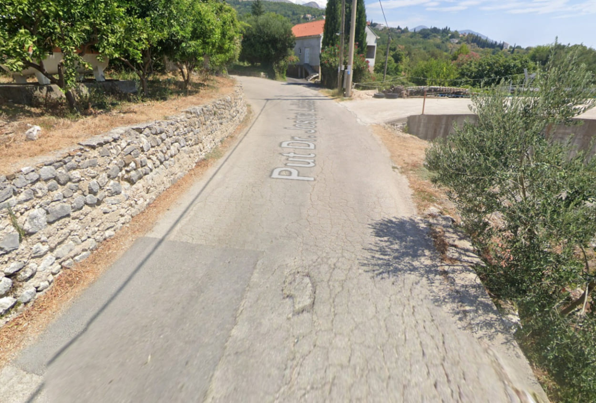 OPĆINA ŽUPA DUBROVAČKA SANIRAT ĆE PUT DR. JOSIPA LUČIĆA, ZA TE POTREBE OTKUPIT ĆE I ZEMLJIŠTE
