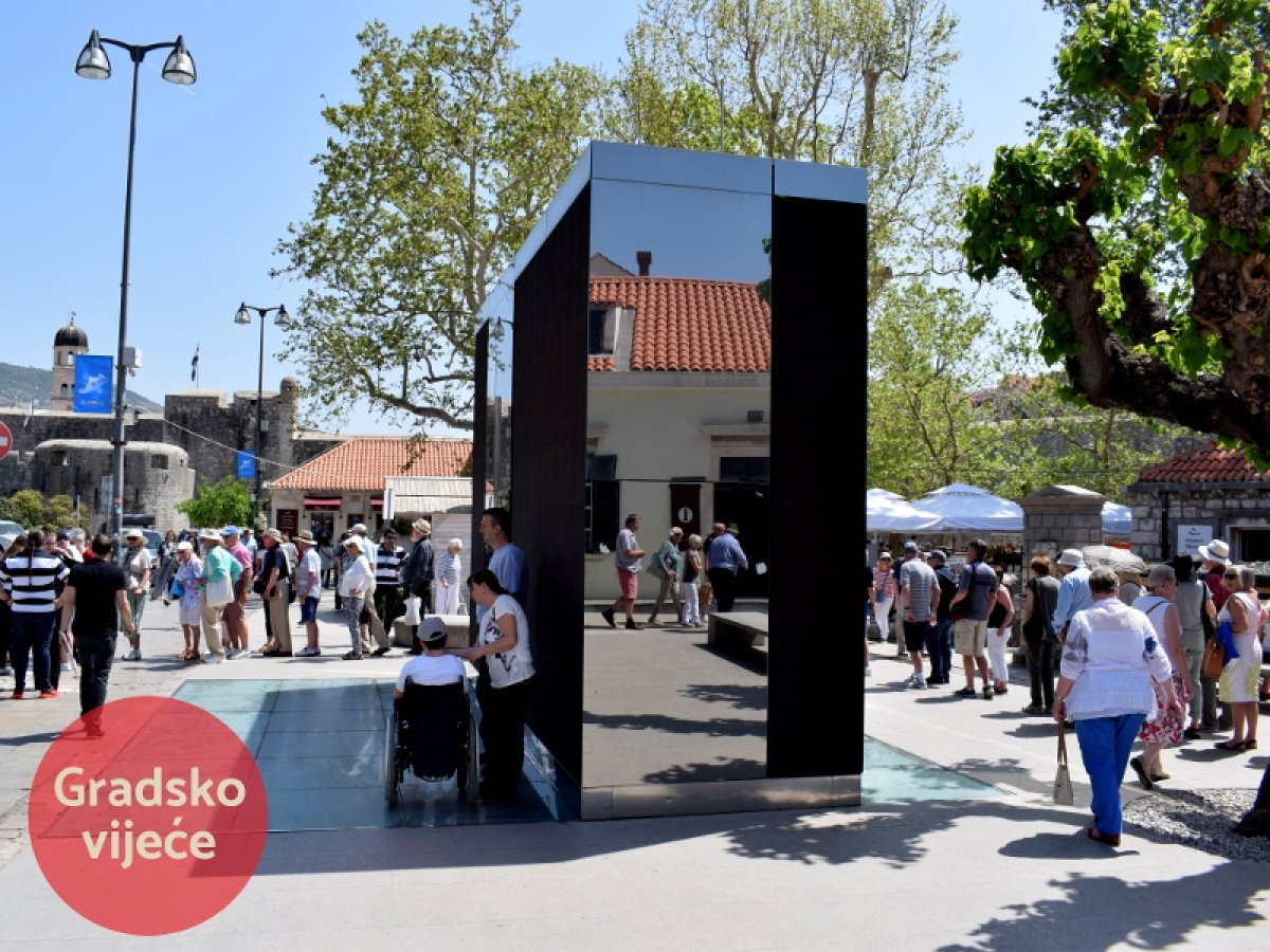 Evo kako bi se Potrebica riješio spomenika na Pilama