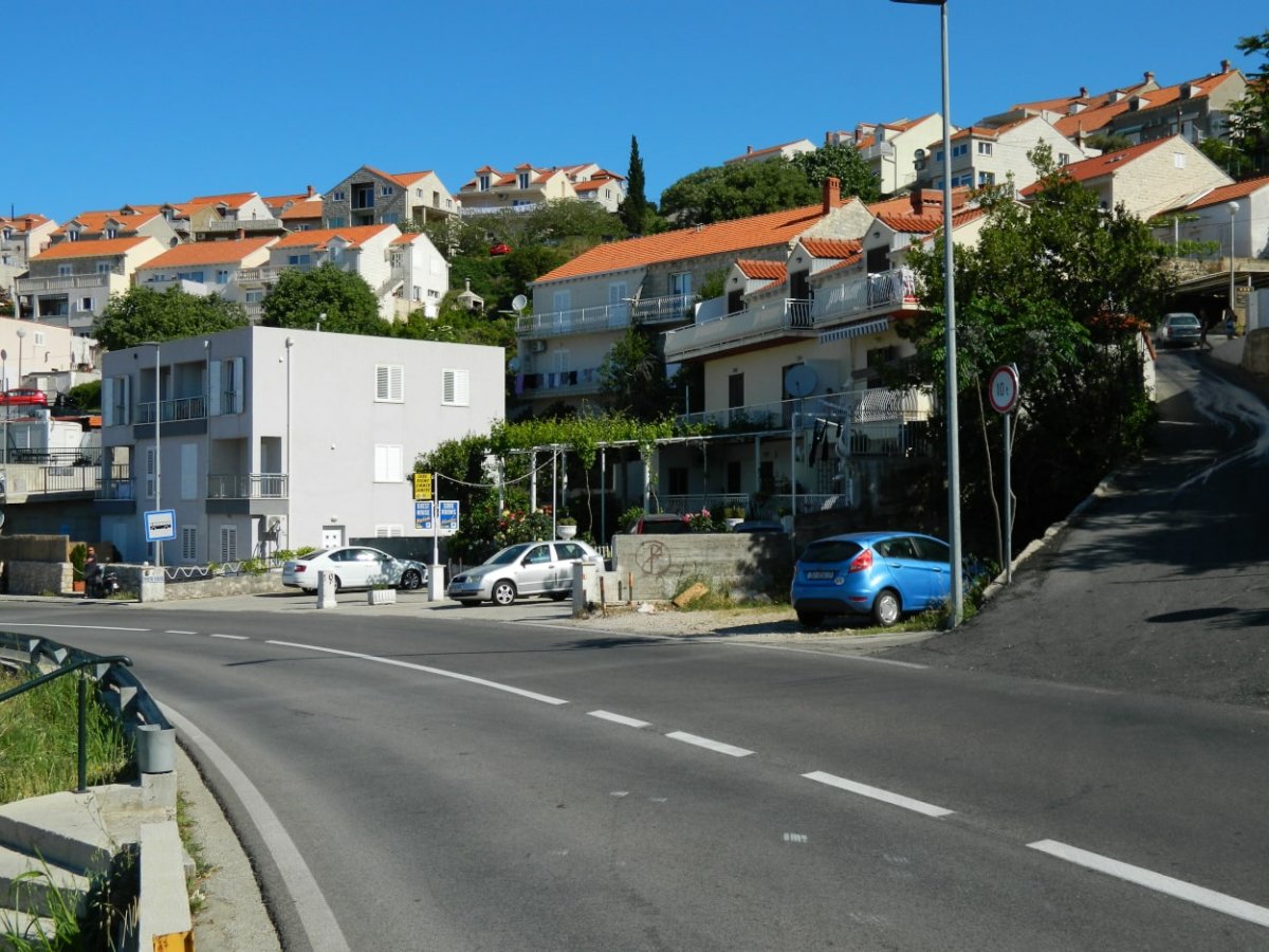 DILER NA NUNCIJATI BJEŽAO POLICIJI