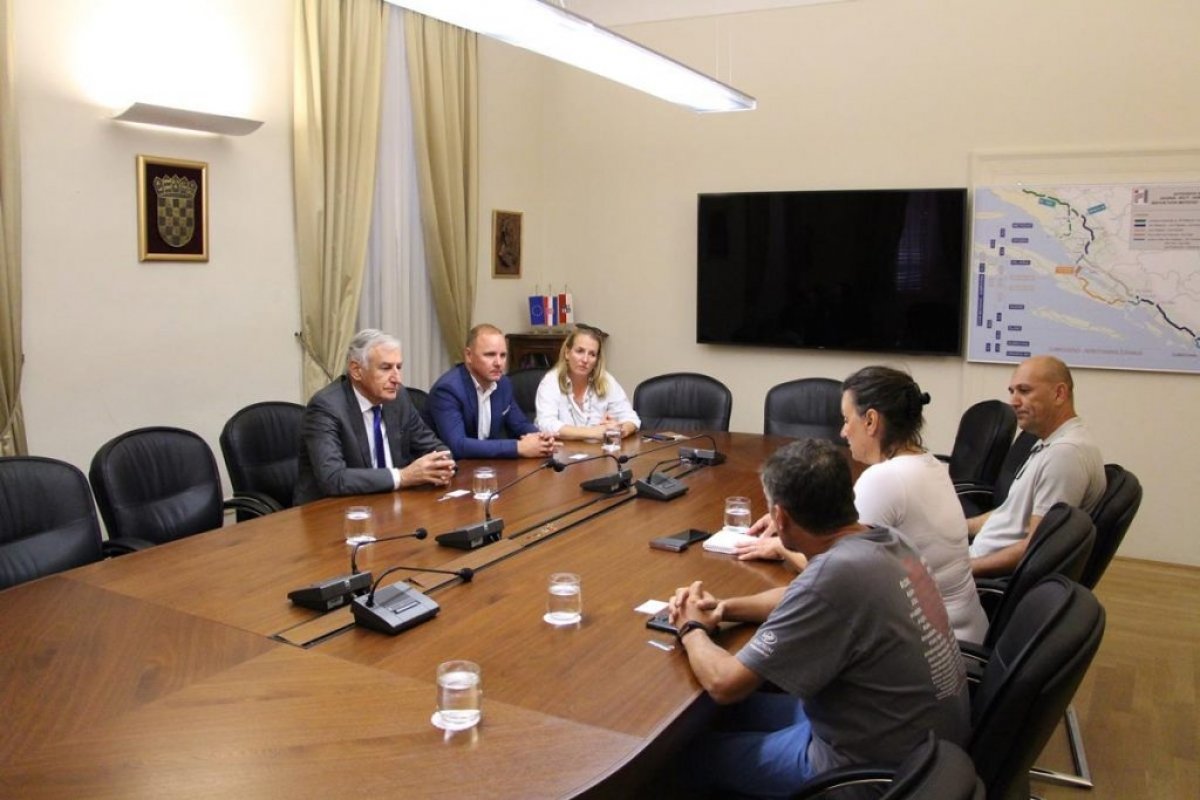 Županija želi pomoći u promociji vina s juga Hrvatske u SAD-u