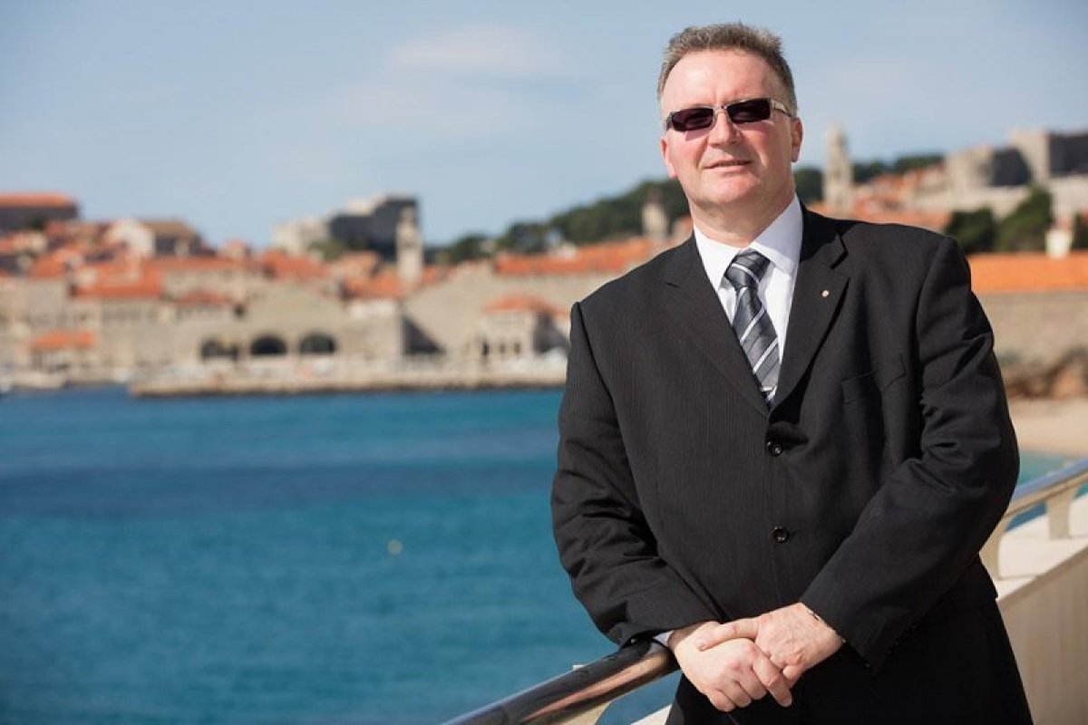 Šef pulmološkog odjela OB Dubrovnik dr. Žarko Vrbica odgovara koliko su e-cigarete štetne za zdravlje