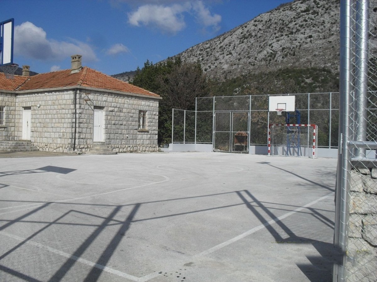 Uređeno sportsko igralište u Mrčevu