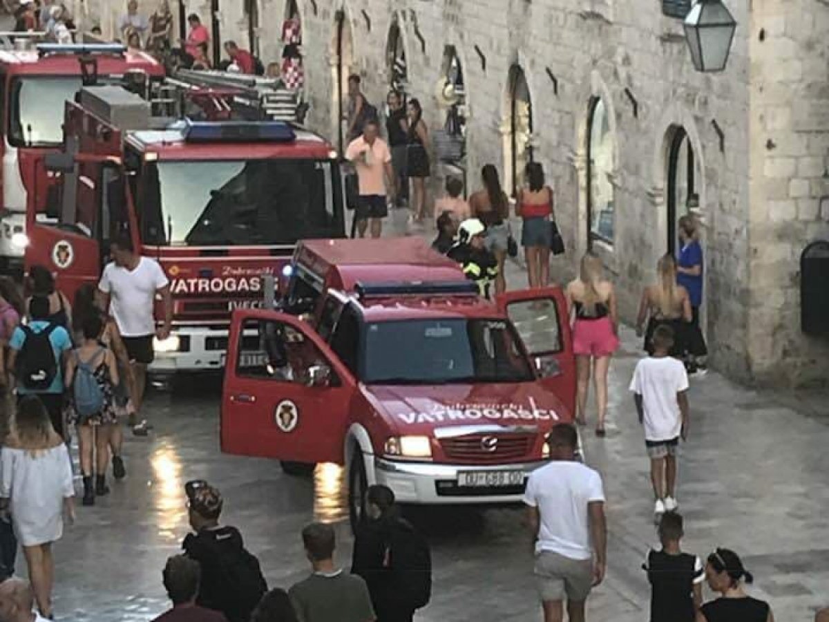 Lažna uzbuna, vatrogasci u Gradu, na kraju ispalo da je samo zadimio roštilj