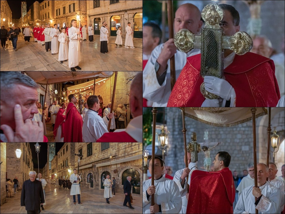 FOTO / Nakon obreda Velikog petka krenula procesija Gradom