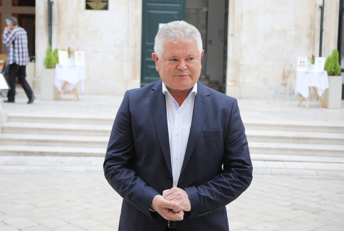 U GRADU SLIJEPIH VLAHUŠIĆ JE KRALJ