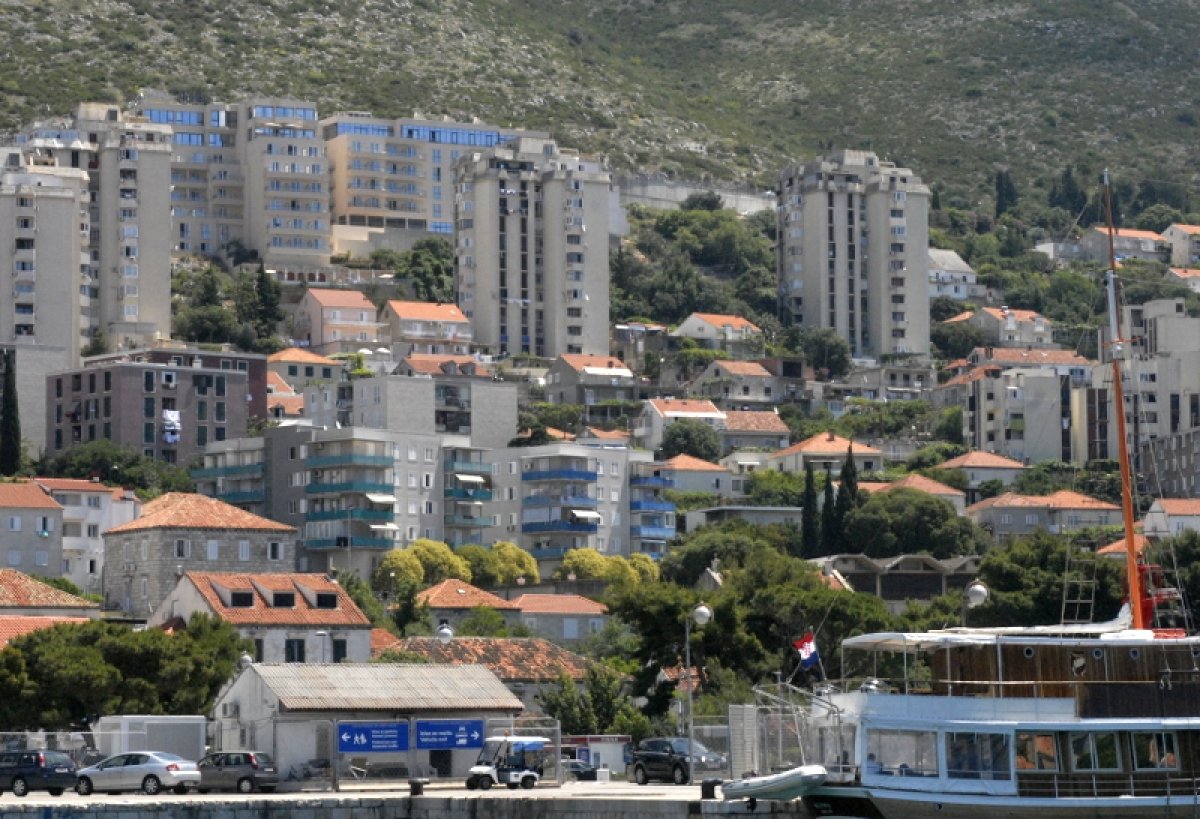 Gruž desetak minuta bio bez struje