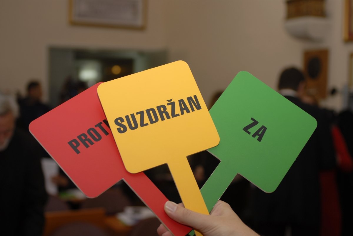 Proračun za 2018. predložen na 557 milijuna kuna; zadužuje li se Grad Dubrovnik novim kreditom, Franković ne želi odgovoriti