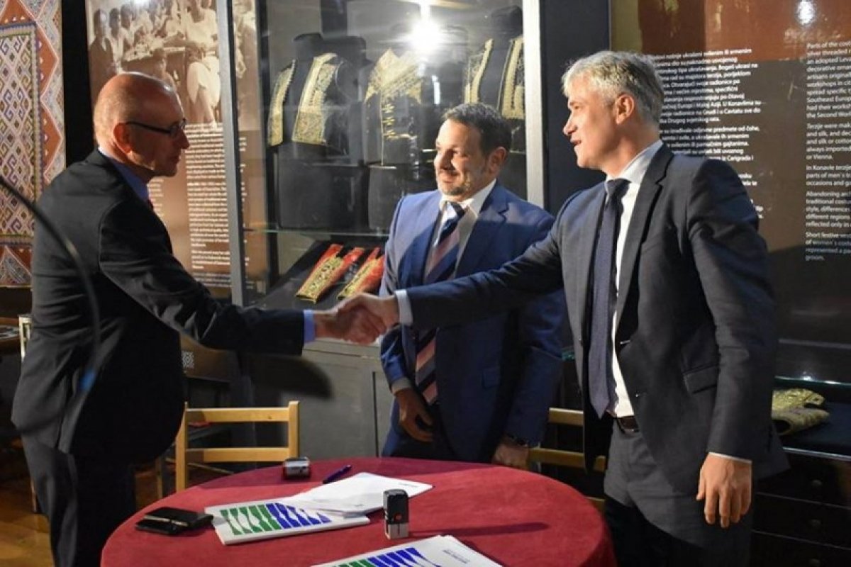 Potpisan ugovor o izgradnji sustava odvodnje u Moluntu vrijedan više od 15 milijuna kuna